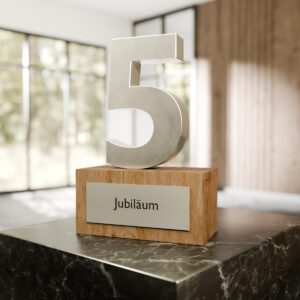Jubiläum einstellig - Trophy Standard